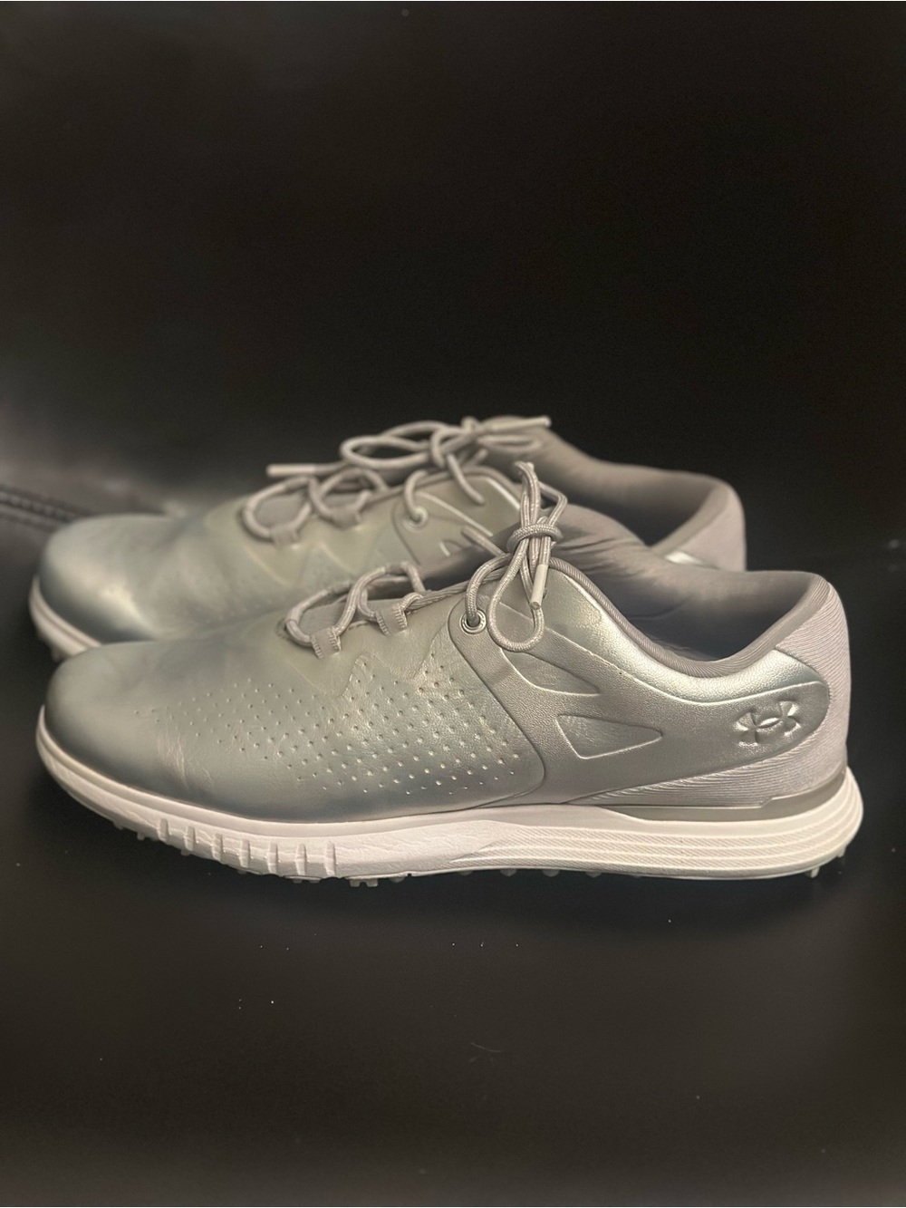 Under Armour Women's Charged Breathe SL spikeless golf shoes Size 8.5 - AMAZING